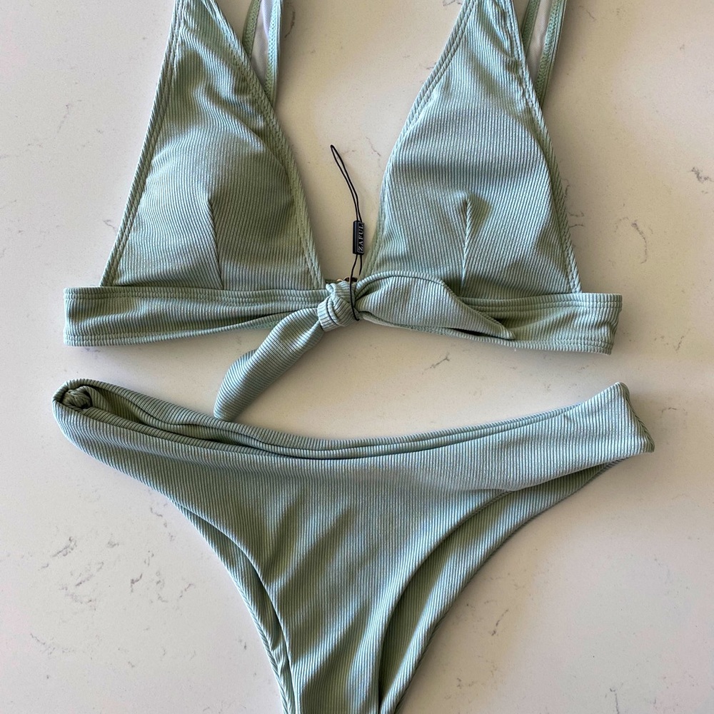 Light green bikini - NEVER WORN